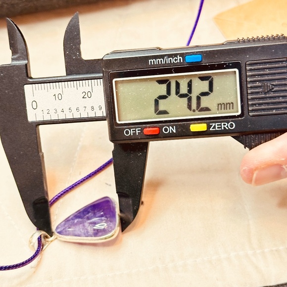925 Sterling Silver Plated & Amethyst Stone/Crystal Trillion Cut Pendant EUC - Picture 9 of 12
